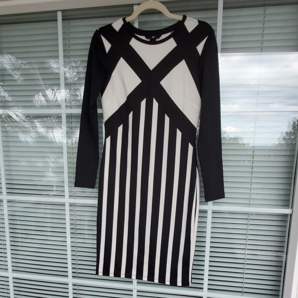 H&M black and white bodycon dress